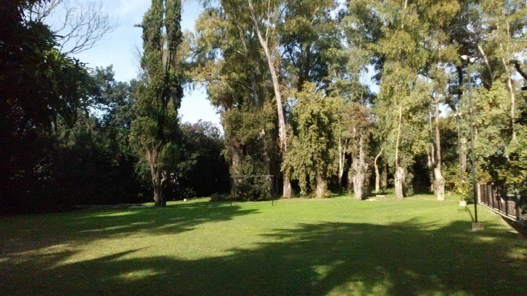 Quinta en Libertad Merlo - Ideal Paddel Escuelita Futbol