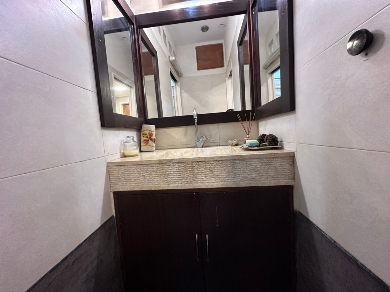 CASA 5 AMB CON PILETA | CASTELAR NORTE | TOMA DEPTO EN PARTE DE PAGO 