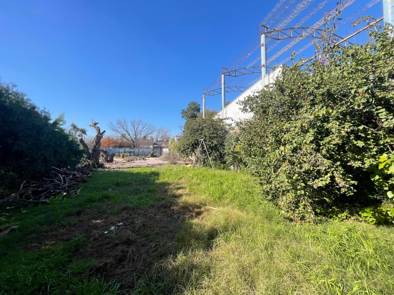 Castelar Norte - Lote Terreno Residencial casi 600m2