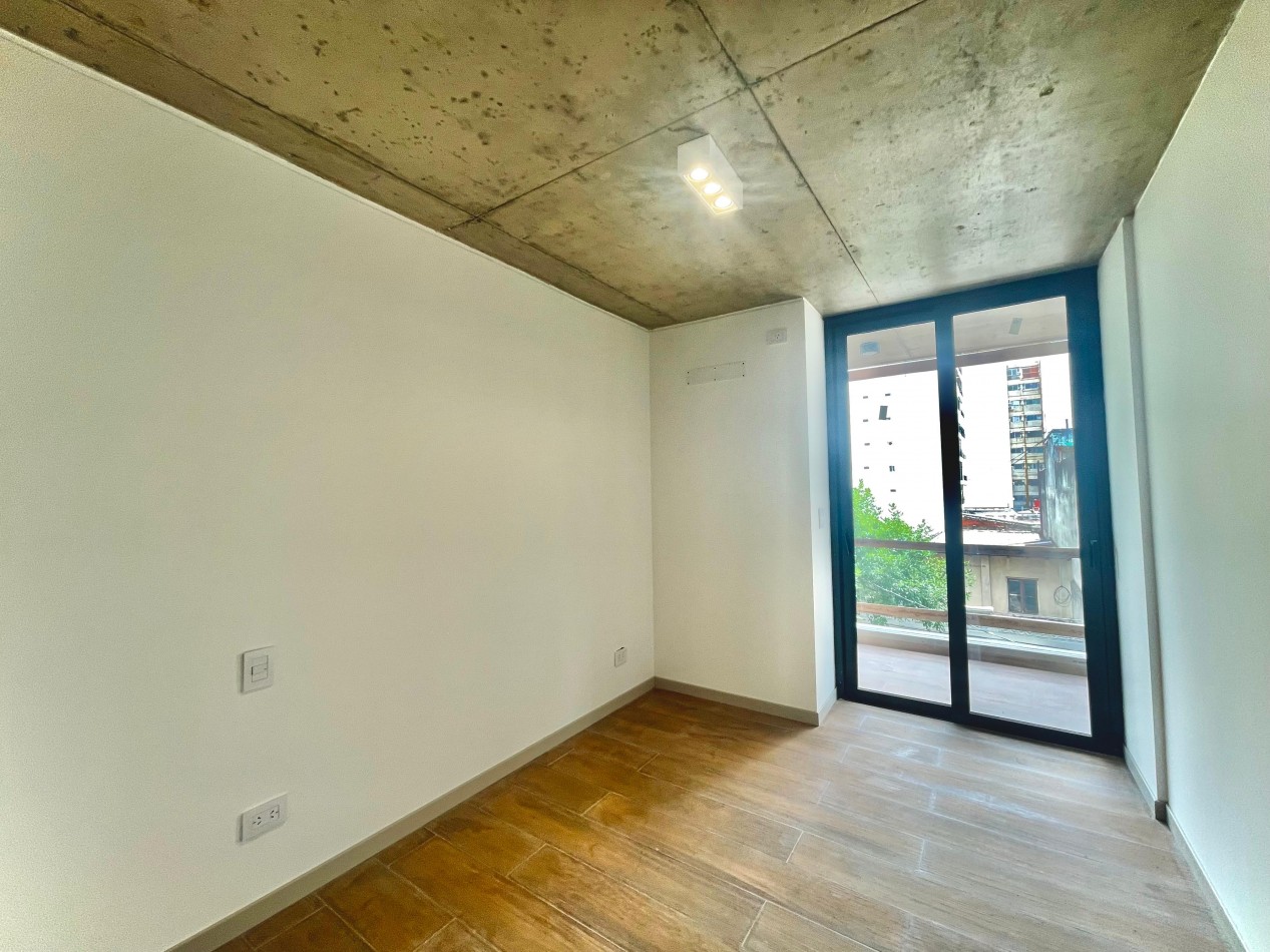 Departamento Monoambiente a estrenar en Parque Centenario, 6to piso/ patio interno