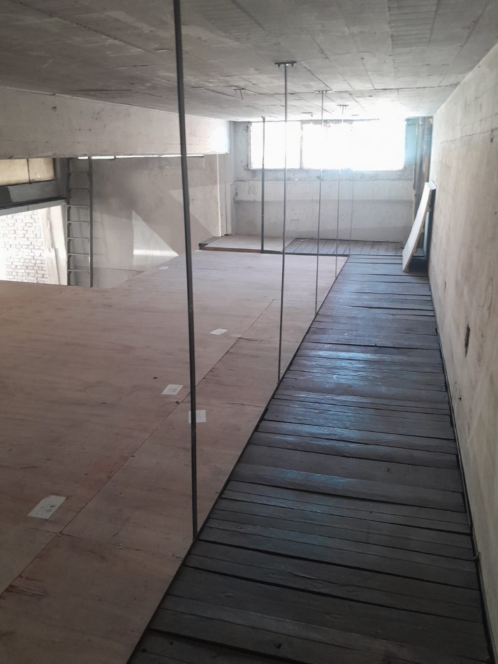 VENTA GALPON DEPOSITO EN PH   ZONA PALOMAR 