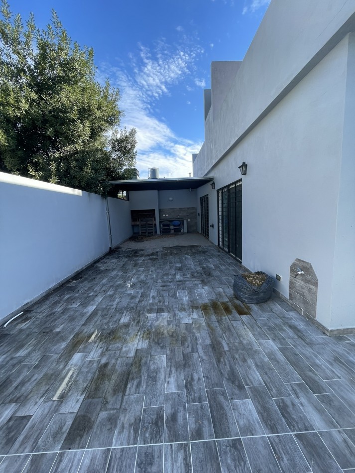 Casa 3 ambientes Ituzaingo Norte