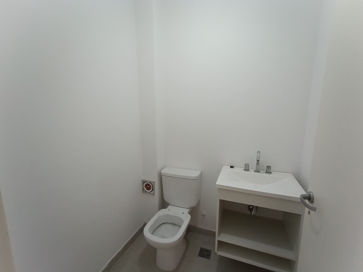 VENTA DUPLEX 4 AMBIENTES - CASTELAR SUR