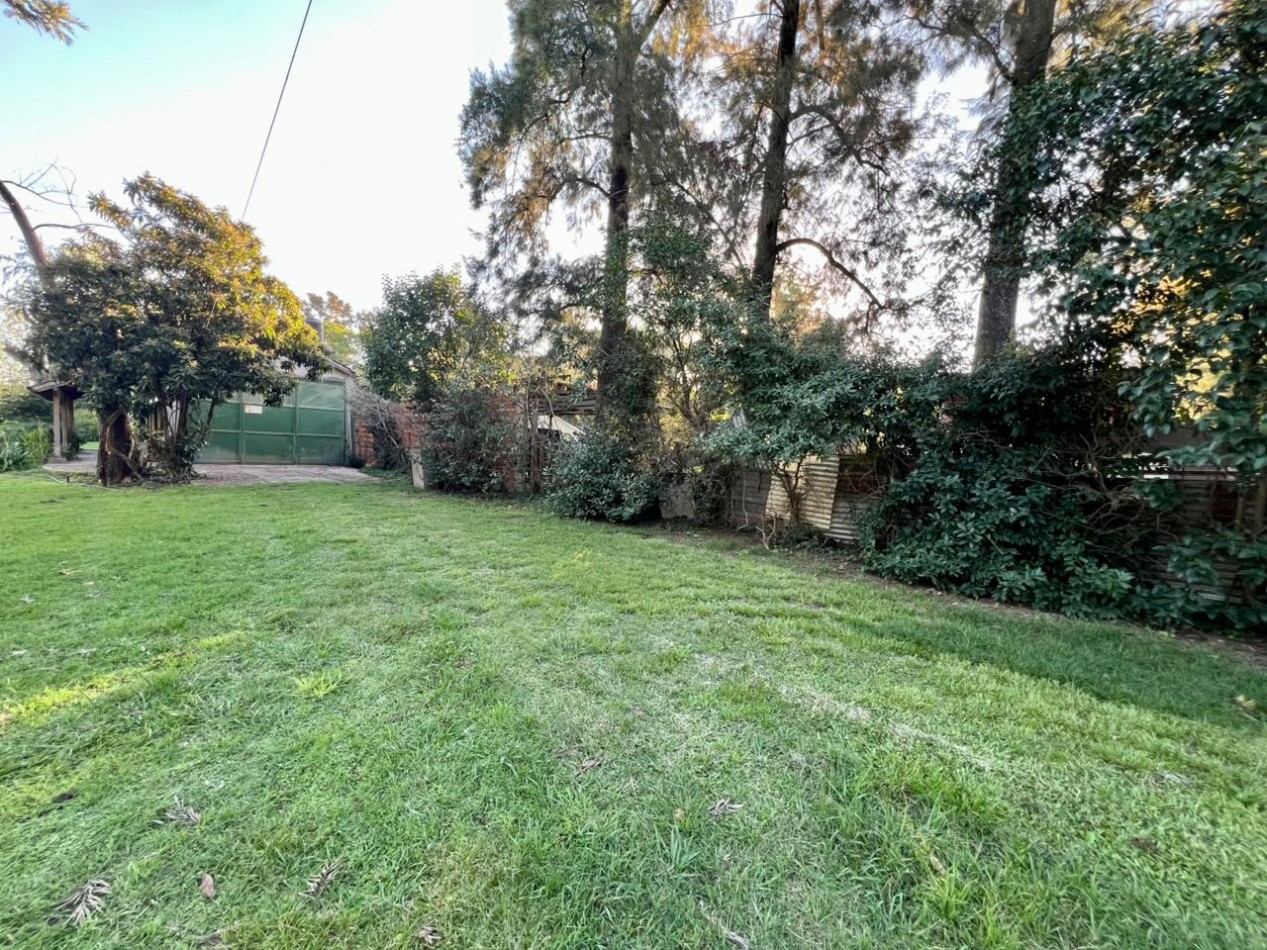 Casa venta Paso del rey lote 550m2