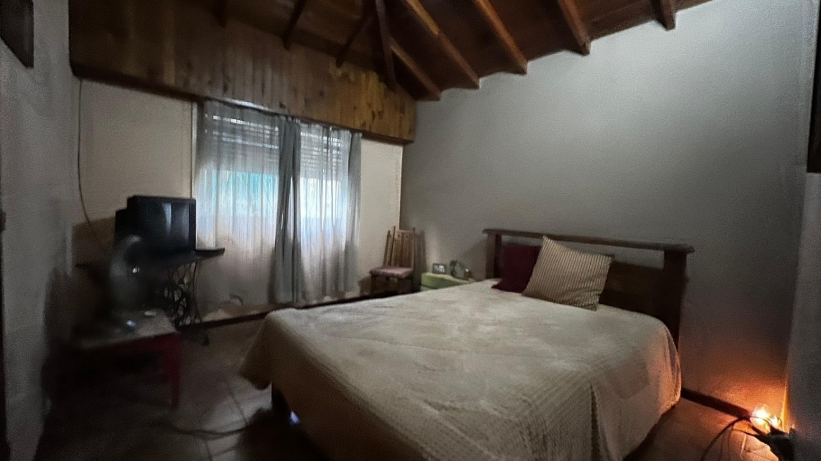 Casa con Local Comercial Estrategico en Ituzaingo Norte | Gran Potencial de Desarrollo
