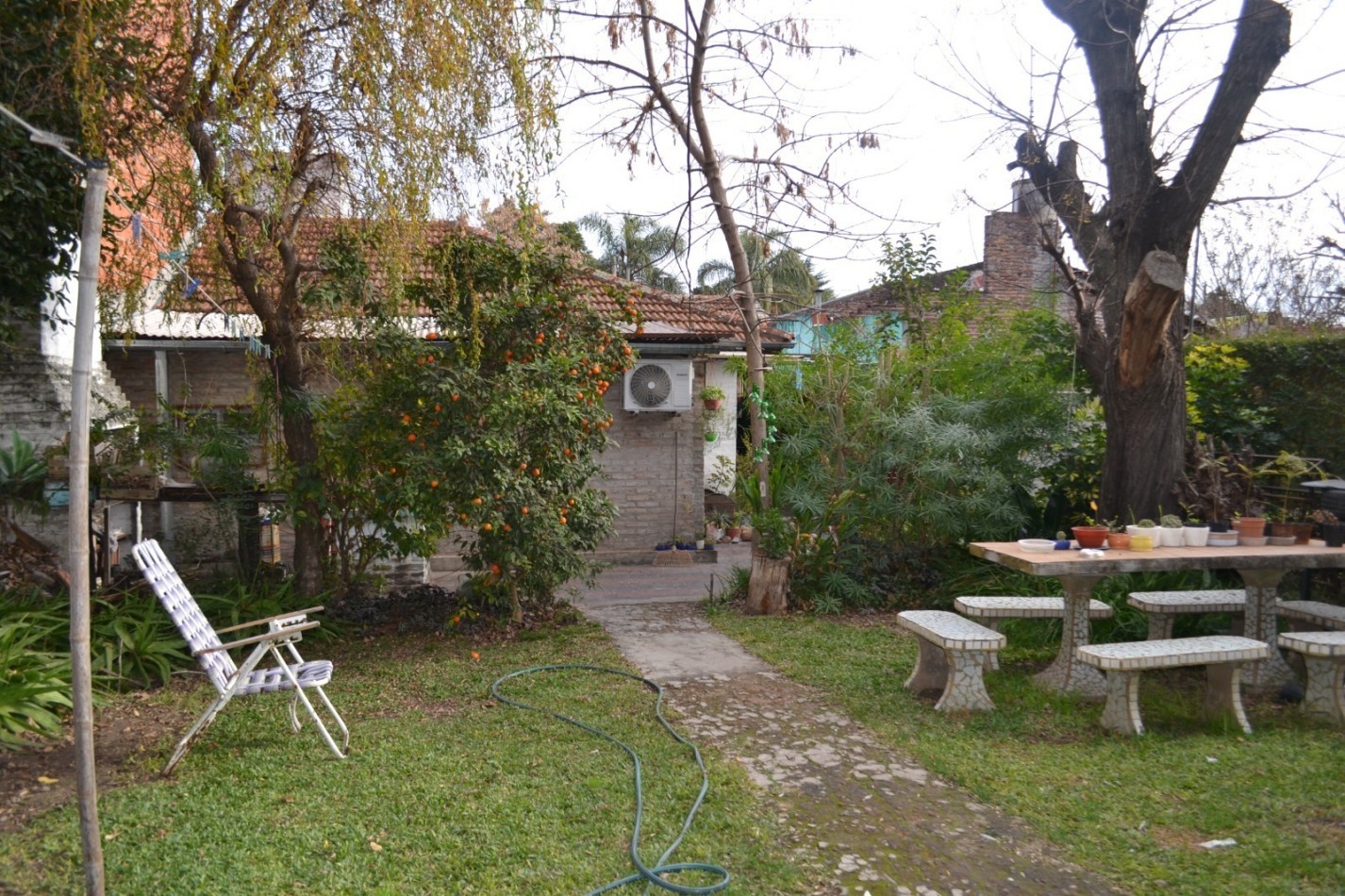 Casa con Local Comercial Estrategico en Ituzaingo Norte | Gran Potencial de Desarrollo