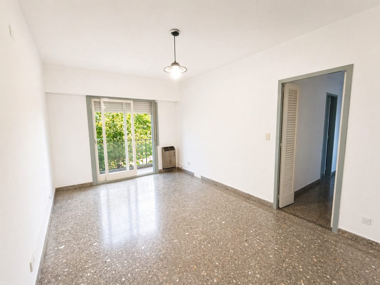 Venta Castelar Departamento 3 amb con terraza y quincho