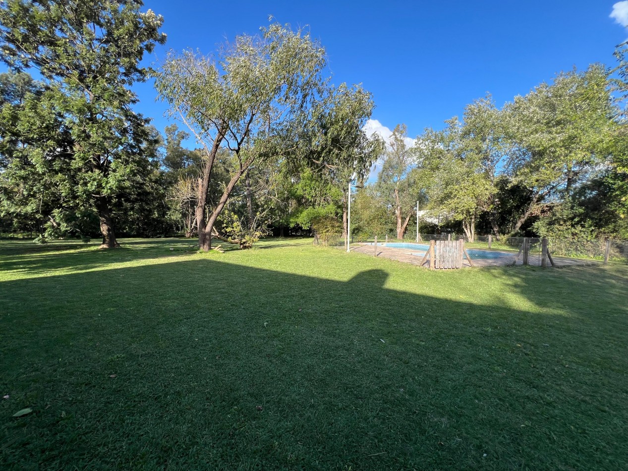 Venta Lote terreno 720m2 c/pileta todos los servicios Excelente ubicacion