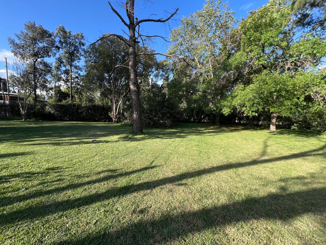 Venta lote terreno 12 x 25mts Paso del Rey
