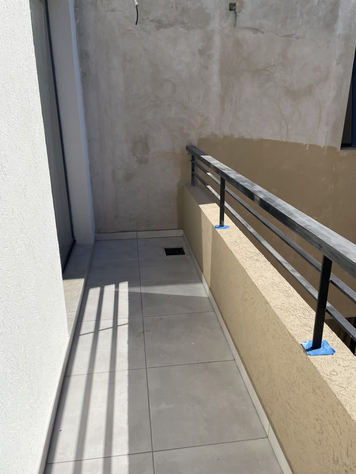 Casa 4 Ambientes Castelar Norte de 2 Plantas 