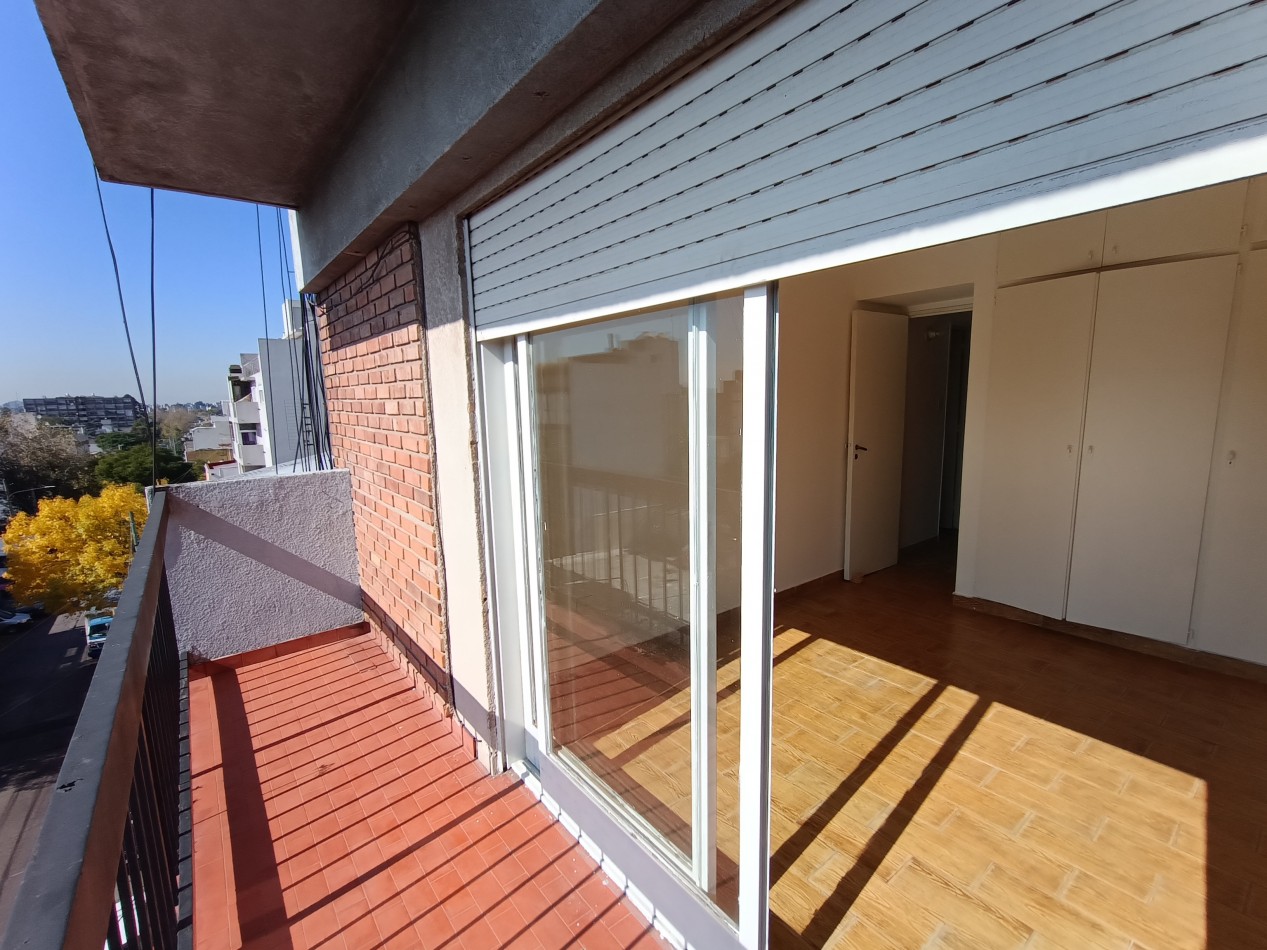 Venta departamento 2 amb c/cochera doble balcon APTO CREDITO