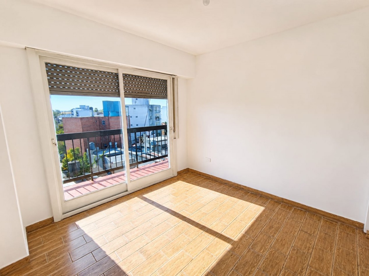 Venta departamento 2 amb c/cochera doble balcon APTO CREDITO
