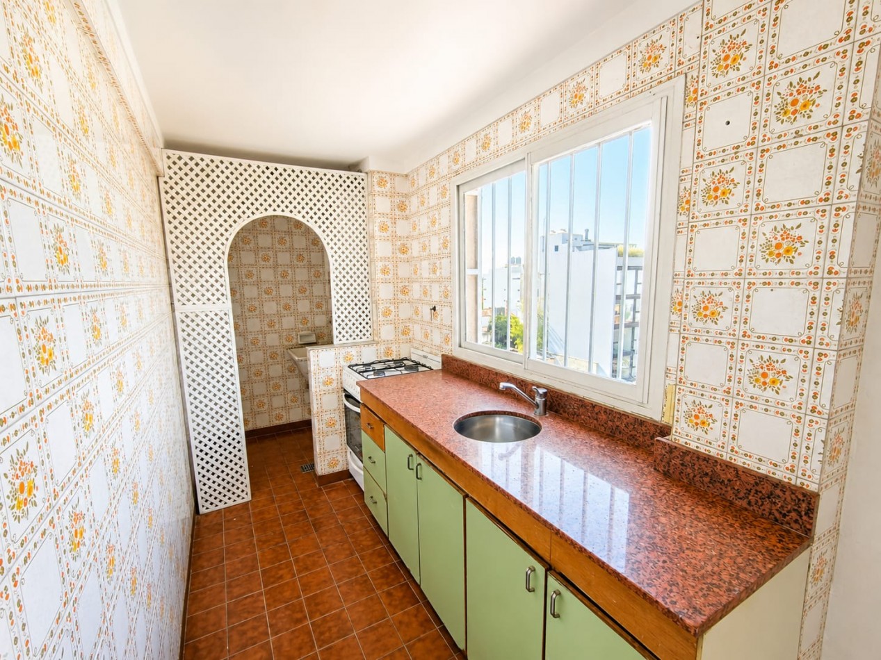 Venta departamento 2 amb c/cochera doble balcon APTO CREDITO
