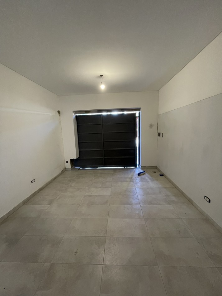 Casa 4 Ambientes Castelar Norte de 2 Plantas 