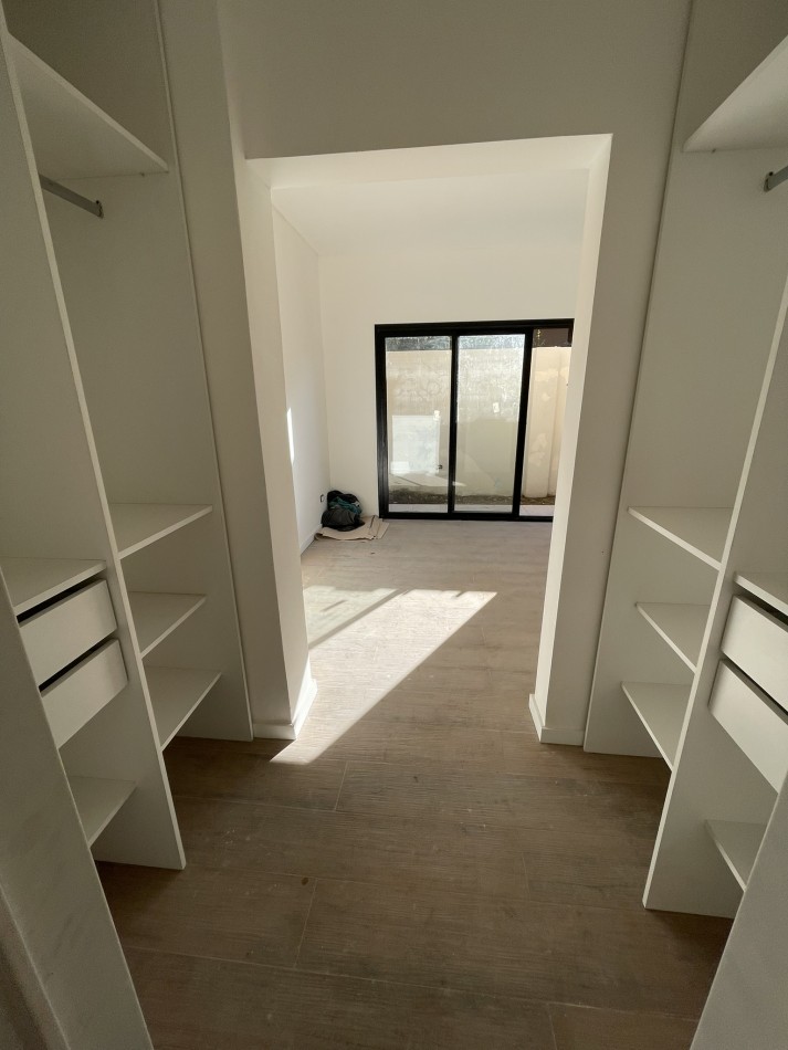 Casa 4 Ambientes Castelar Norte de 2 Plantas 