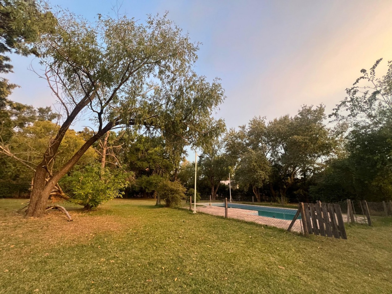 Venta Lote terreno 720m2 c/pileta todos los servicios Excelente ubicacion