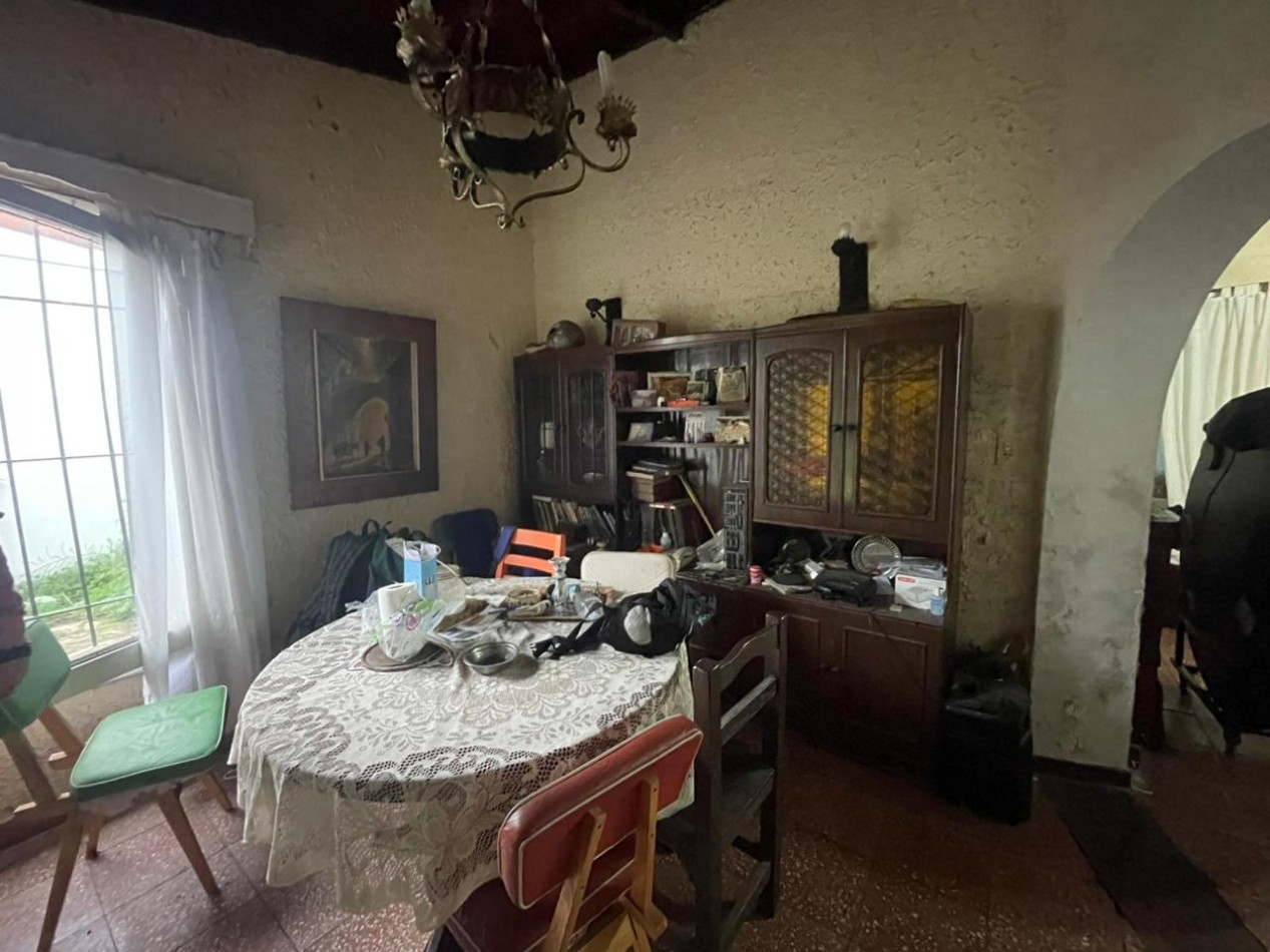 EXCLUSIVO LOTE EN CASTELAR NORTE — 723 m² | Zona Consolidada, Arbolada, Alta Categoria