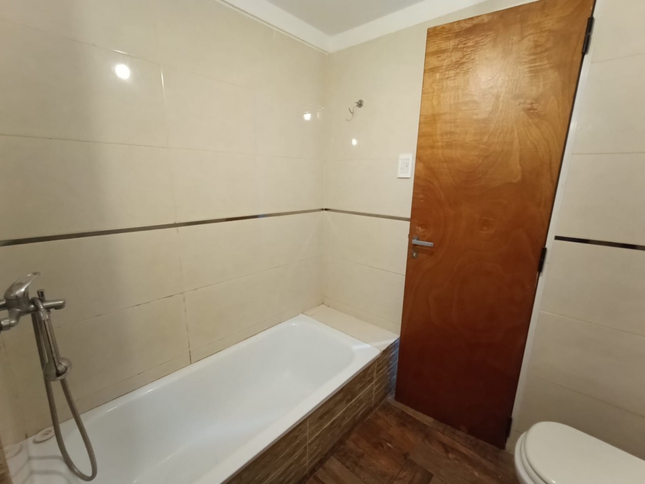 Alquiler Departamento Castelar 2 amb c/ cochera