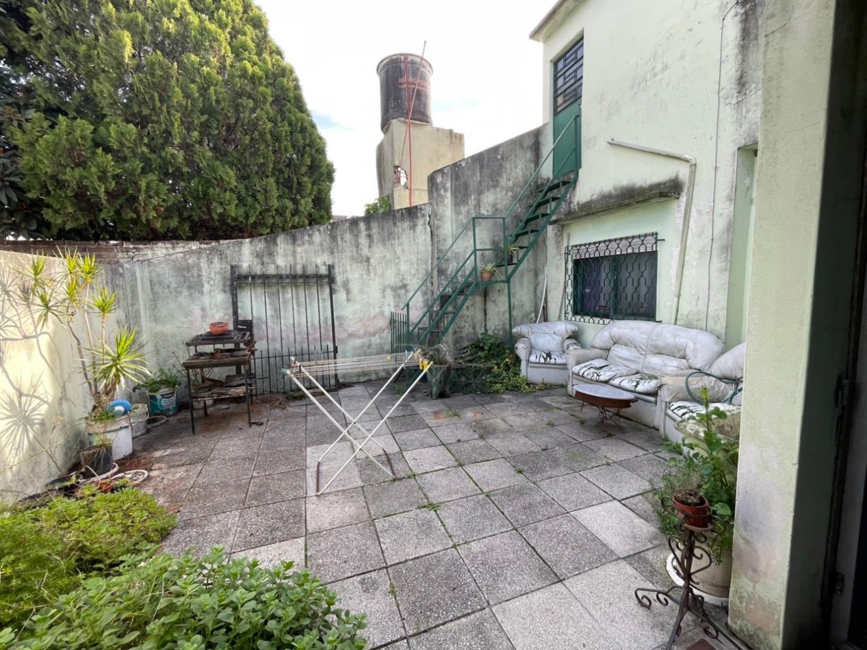  Casa en PH en Castelar Norte - Excelente ubicacion