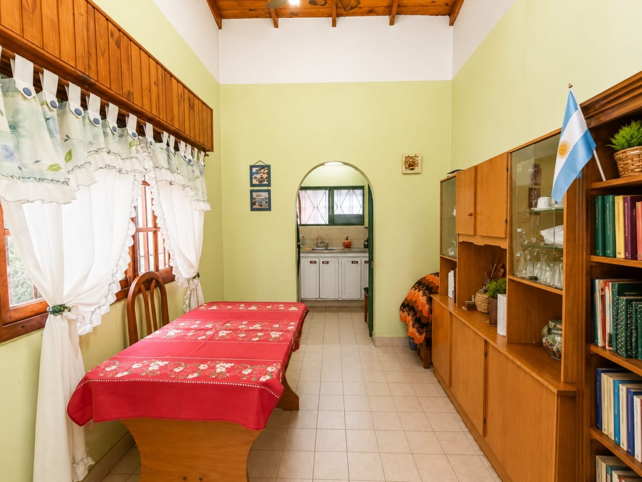 Venta Casa 4 amb Moron APTO CREDITO