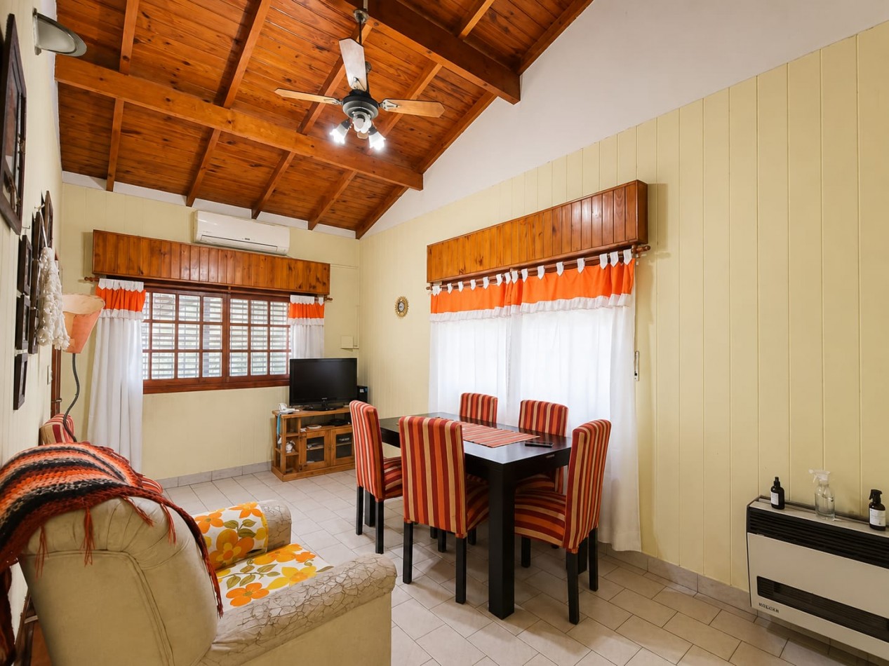 Venta Casa 4 amb Moron APTO CREDITO