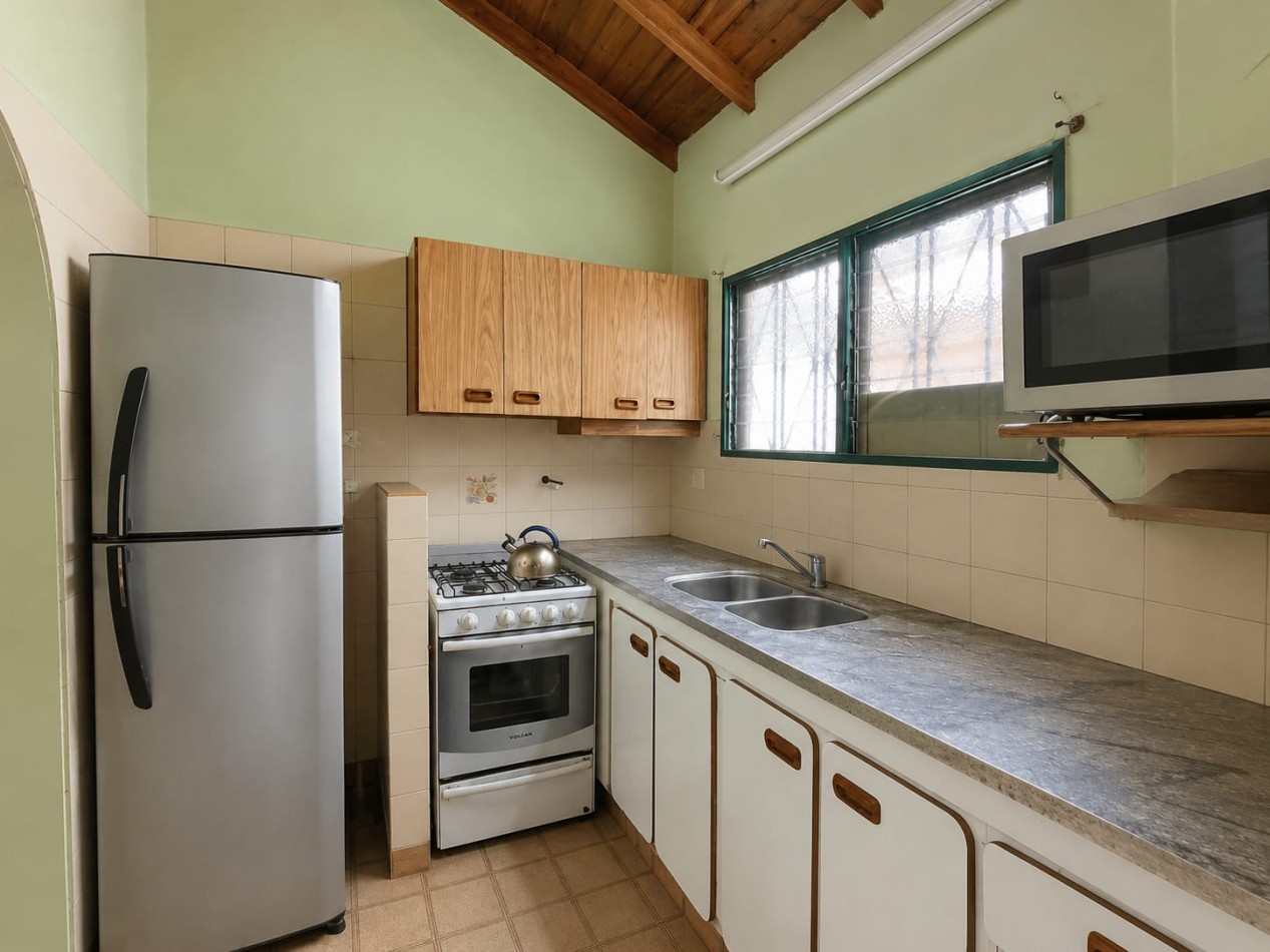 Venta Casa 4 amb Moron APTO CREDITO
