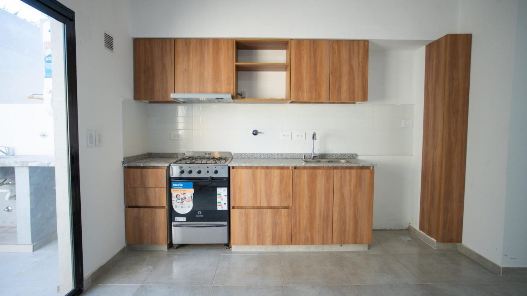 DUPLEX 3 AMBIENTES EN COMPLEJO CERRADO ITUZAINGO SUR