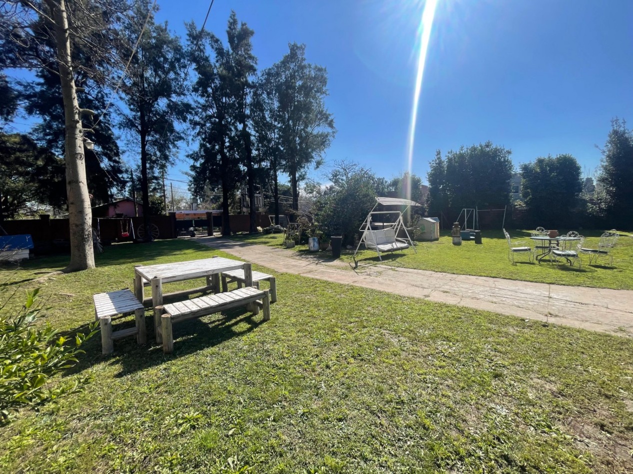 Casa 3 ambientes con amplio terreno, galeria y parrilla en Paso del Rey