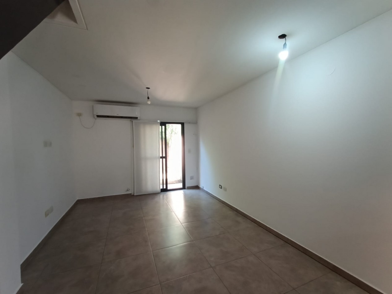 Alquiler Duplex 3 ambientes Udaondo c/ cochera