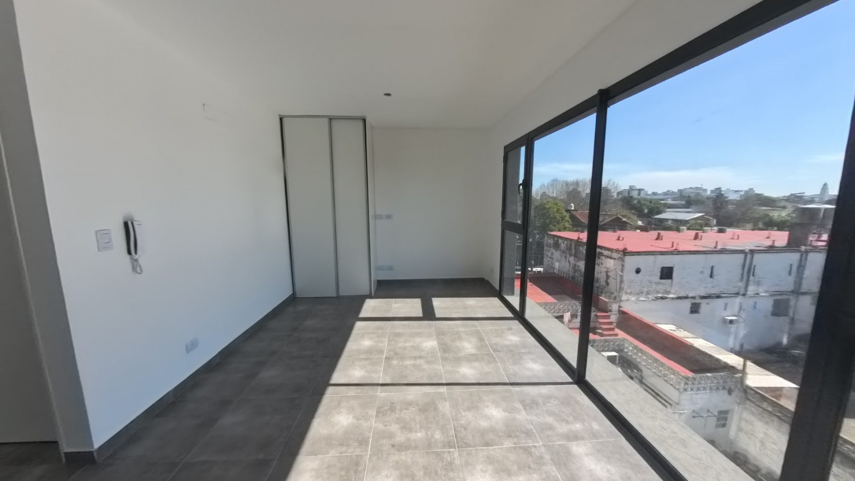 DEPARTAMENTO MONOAMBIENTE ITUZAINGO SUR