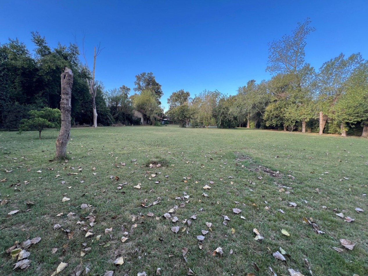 Venta Terreno Lote 12 x 33.5 esquina Paso del Rey