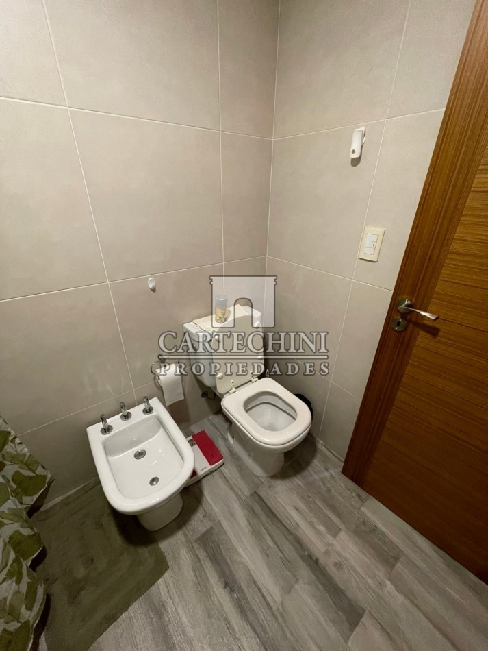 DEPARTAMENTO 2 AMBIENTES 4° PISO C/COCHERA ITUZAINGO