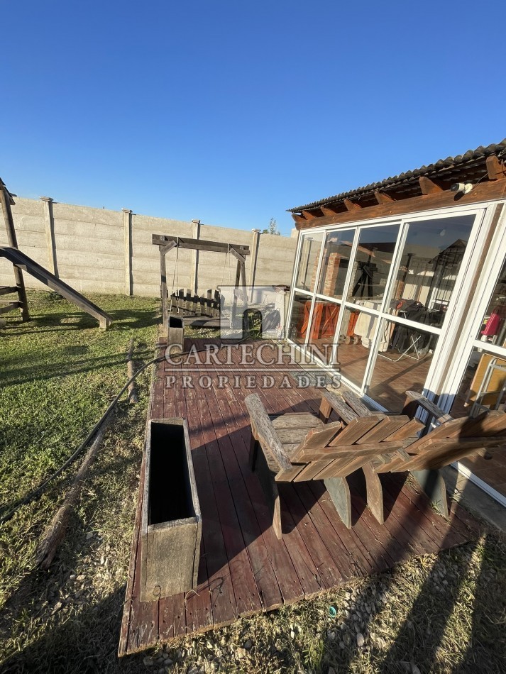CASA 4 AMBIENTES CON PILETA EN FRANCISCO ALVAREZ 