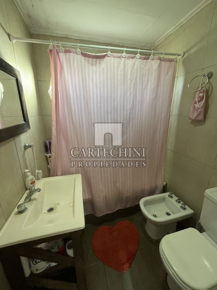 CASA 4 AMBIENTES CON PILETA EN FRANCISCO ALVAREZ 