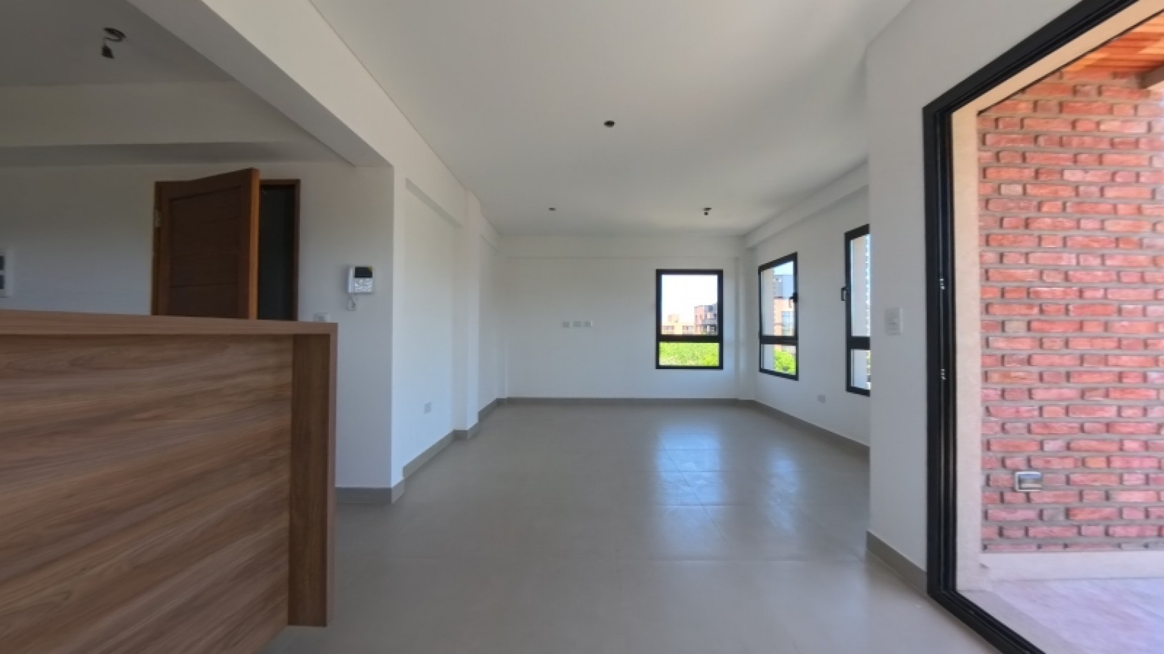 DEPARTAMENTO 3 AMBIENTES CON COCHERA A ESTRENAR ITUZAINGO CENTRO