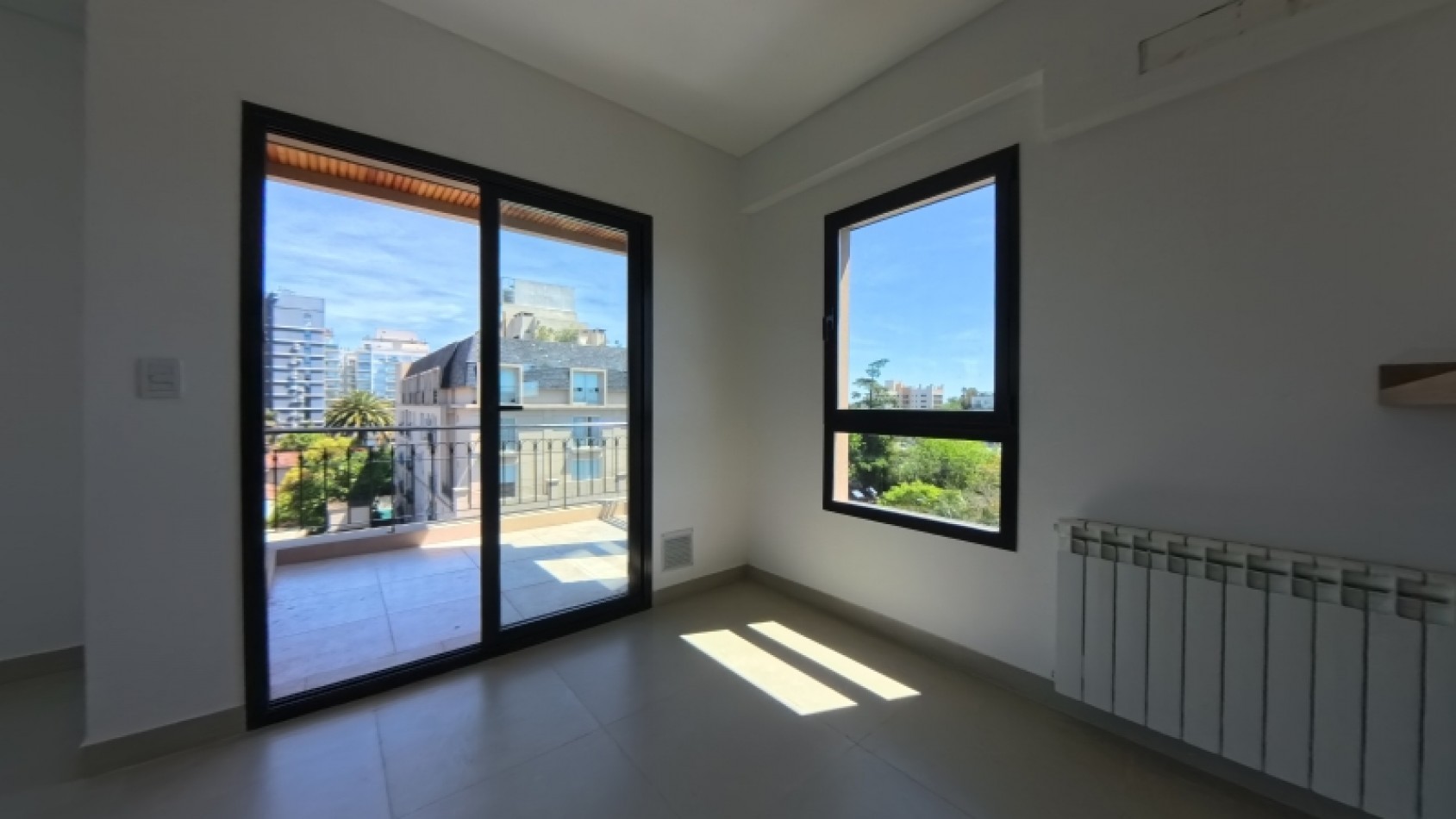 DEPARTAMENTO 3 AMBIENTES CON COCHERA A ESTRENAR ITUZAINGO CENTRO
