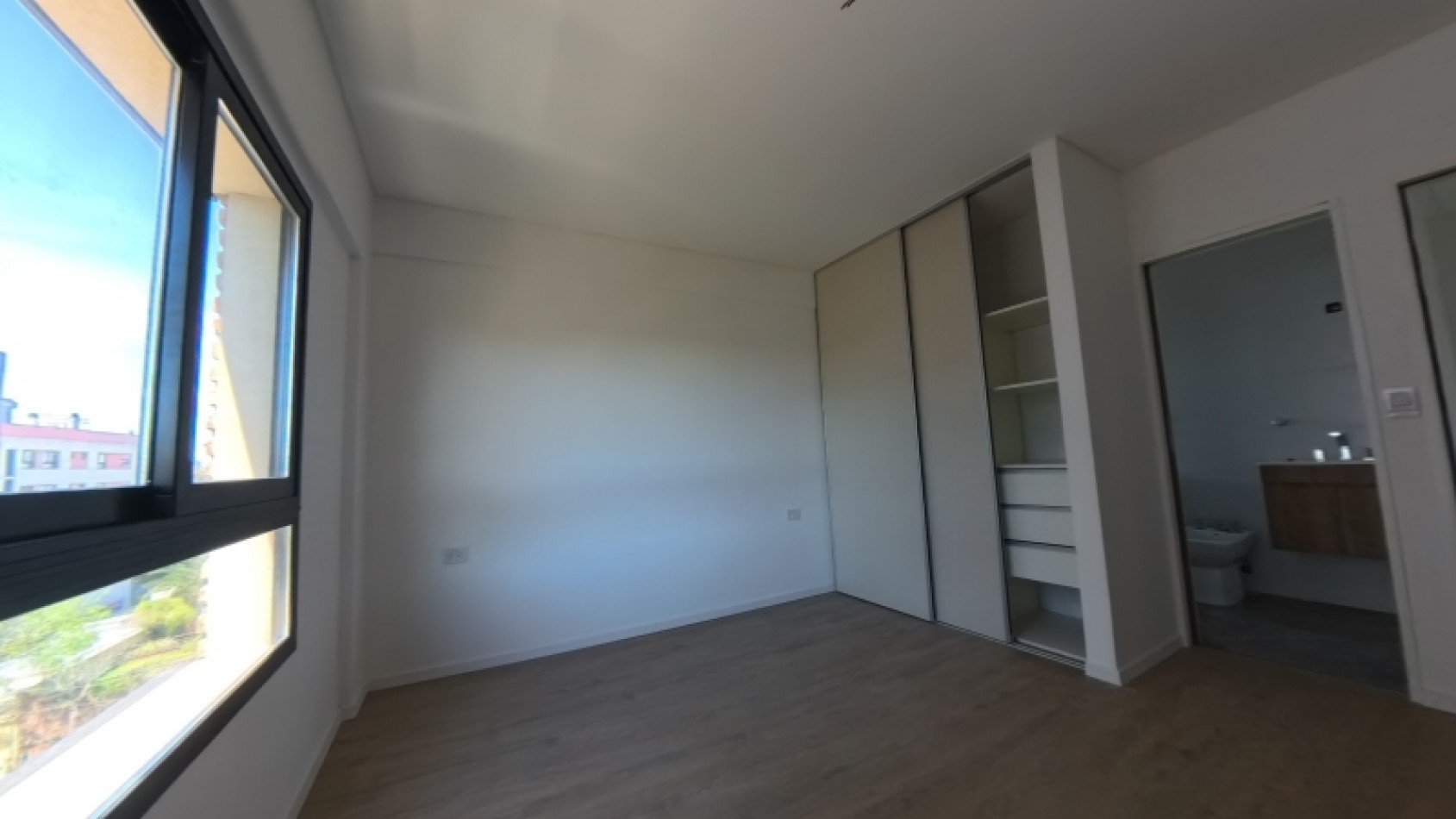 DEPARTAMENTO 3 AMBIENTES CON COCHERA A ESTRENAR ITUZAINGO CENTRO