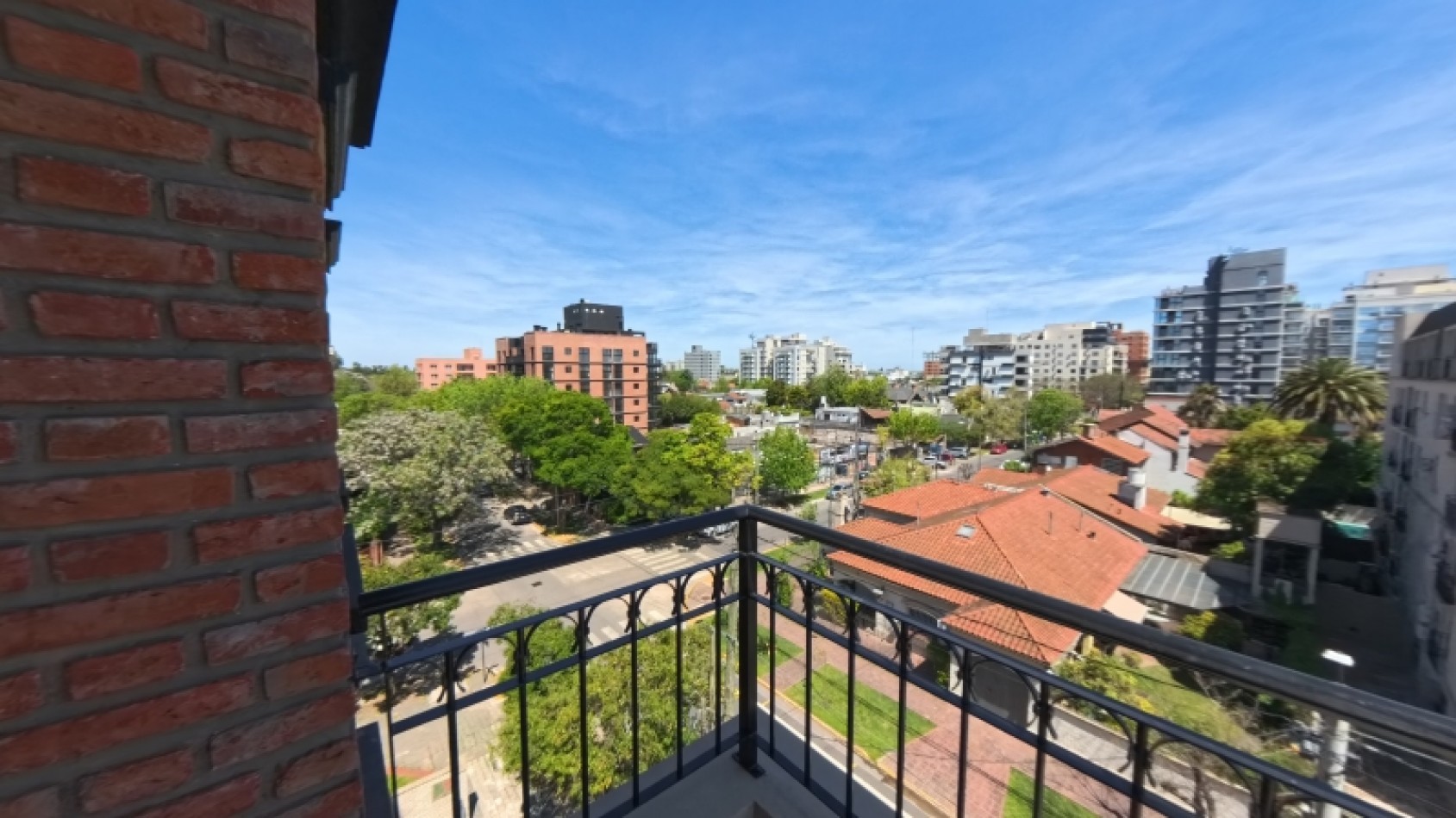 DEPARTAMENTO 3 AMBIENTES CON COCHERA A ESTRENAR ITUZAINGO CENTRO