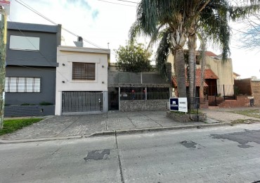 CASA 4 AMBIENTES C/PILETA CASTELAR NORTE